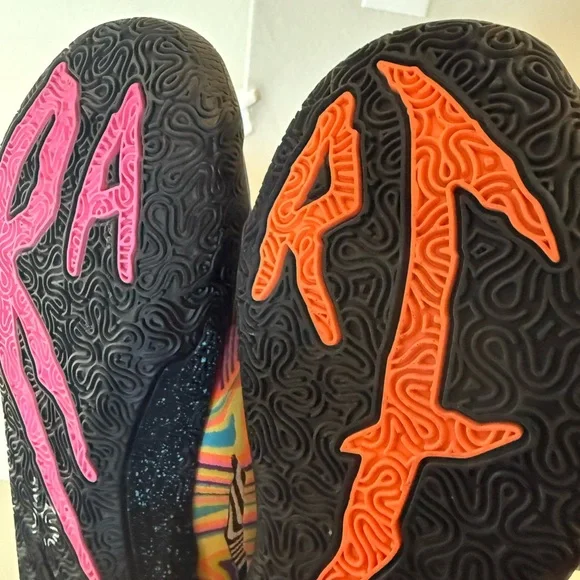 Puma LaMelo Ball MB.03 - Dexter's Laboratory - Men Sneakers 379330-01 Size 8 - Picture 9 of 9